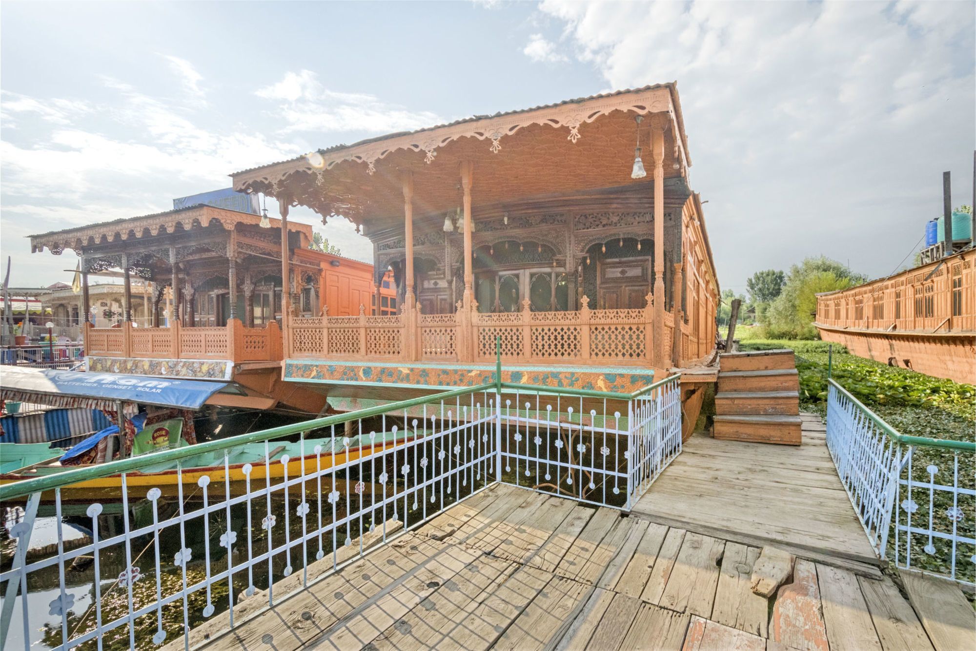 Hotel Guesthouser 3 Bhk Houseboat D520 Srinagar (Jammu and Kashmir)