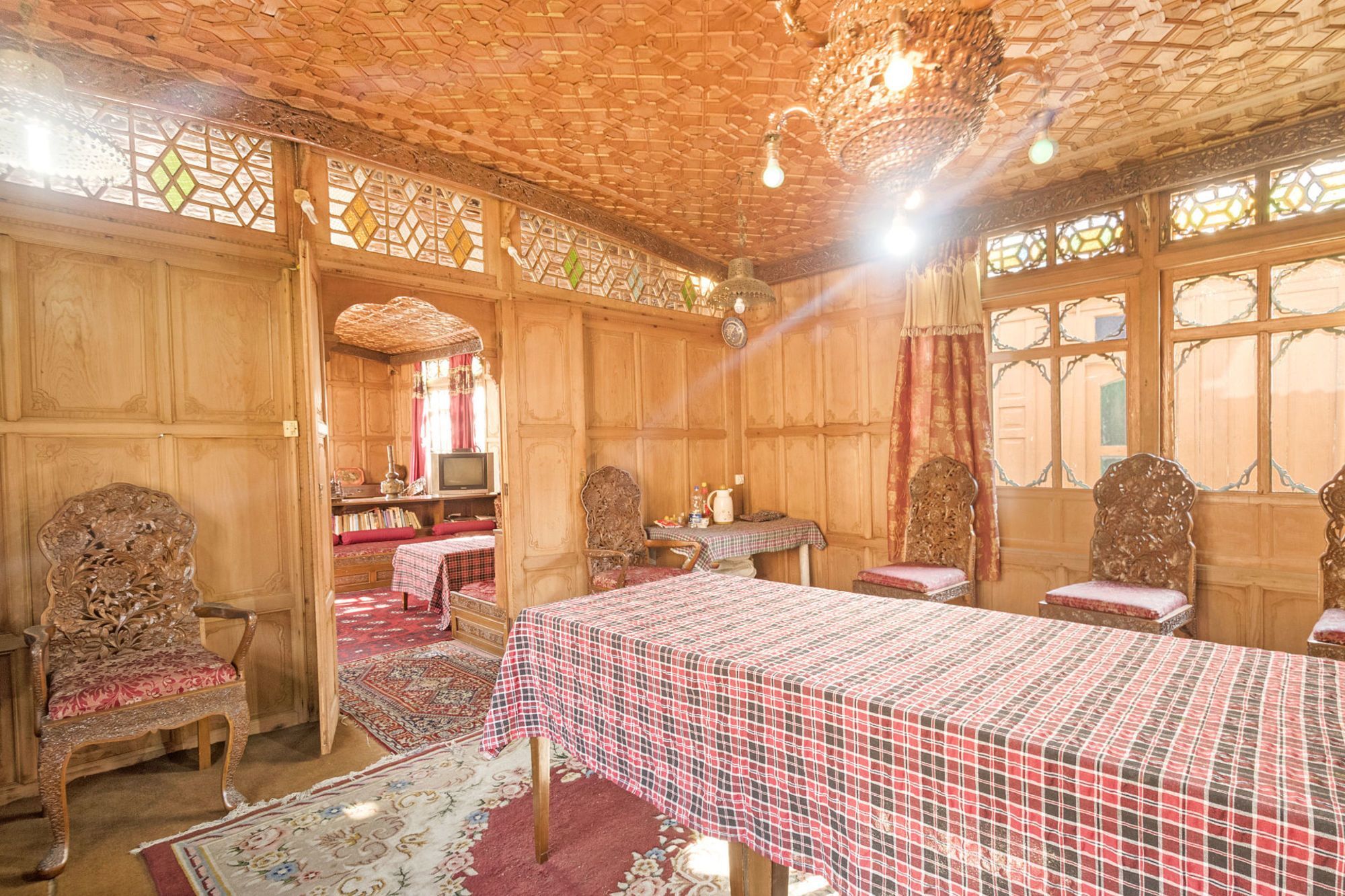 Hotel Guesthouser 3 Bhk Houseboat D520 3*