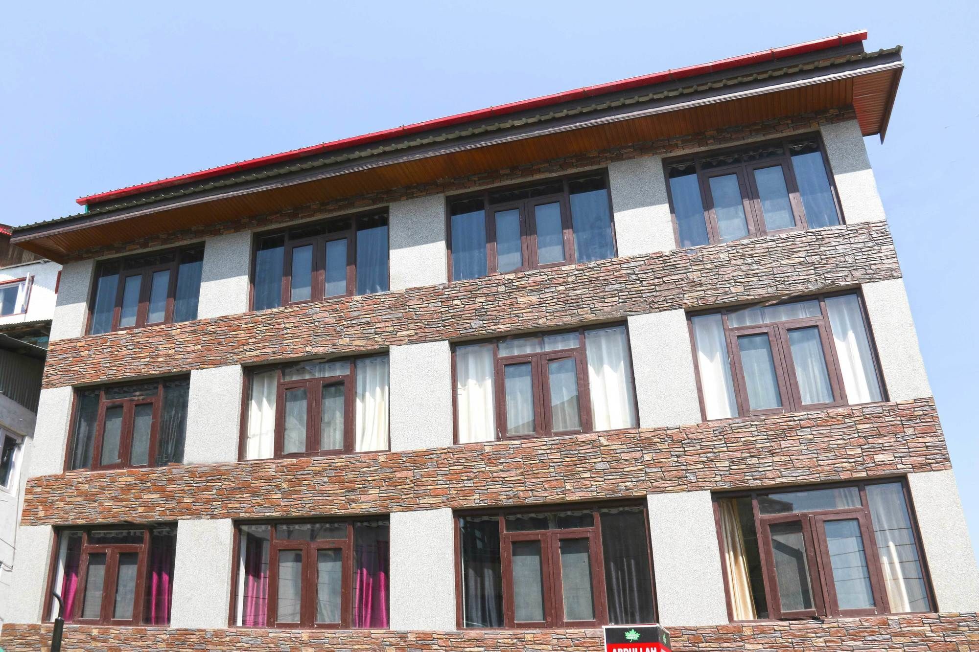 Hotel Oyo 103 Near Zero Bridge